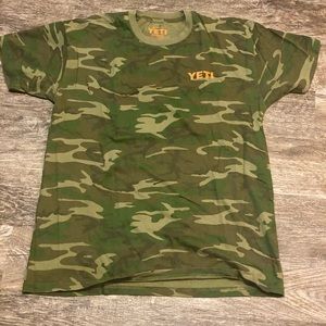 YETI Camo Short Sleeve Shirt
